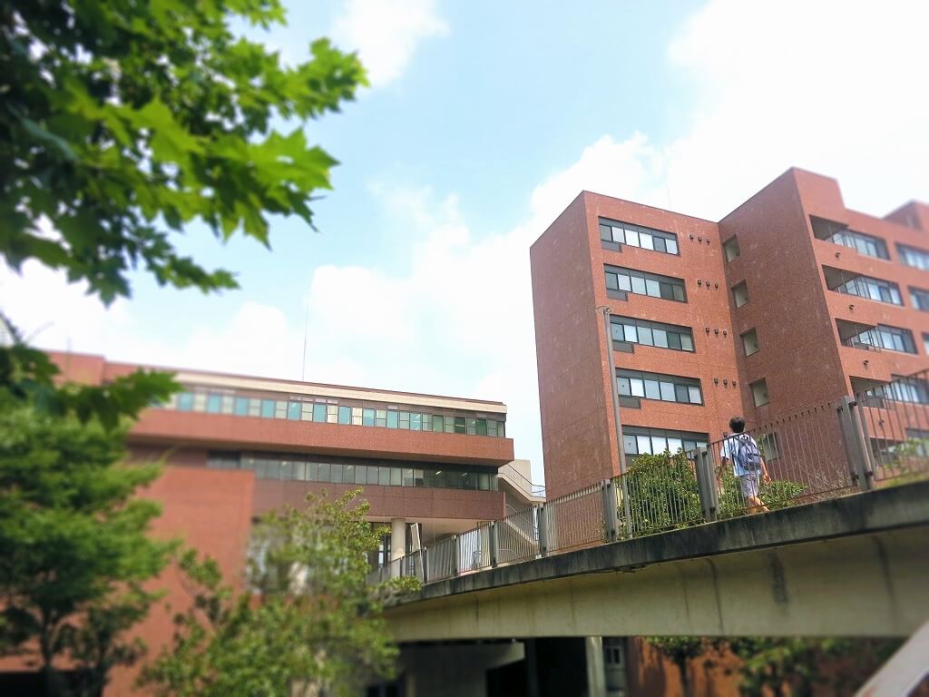 エンパーク